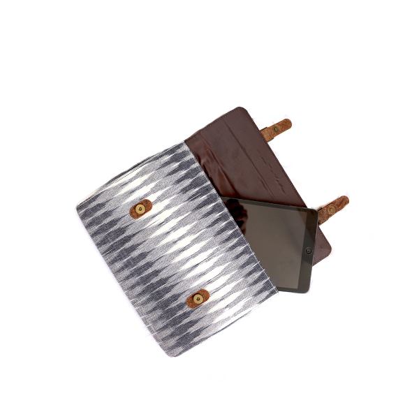 natural and artistic